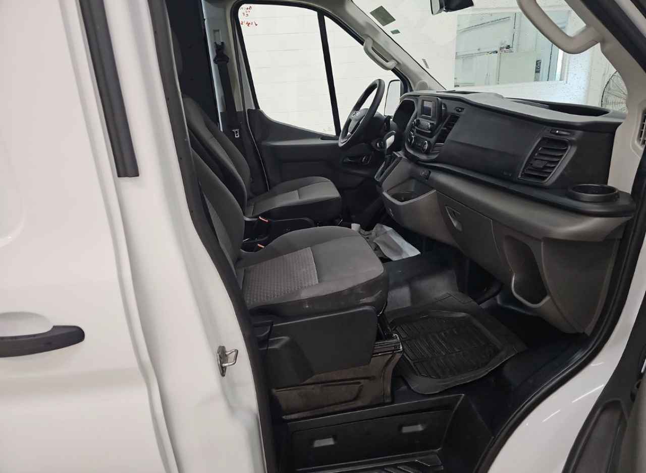 Ford Transit Cargo Van T-250 148" Med Rf 9070 GVWR AWD 2024
