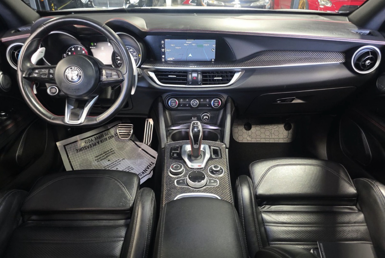 Alfa Romeo Stelvio Estrema AWD 2023
