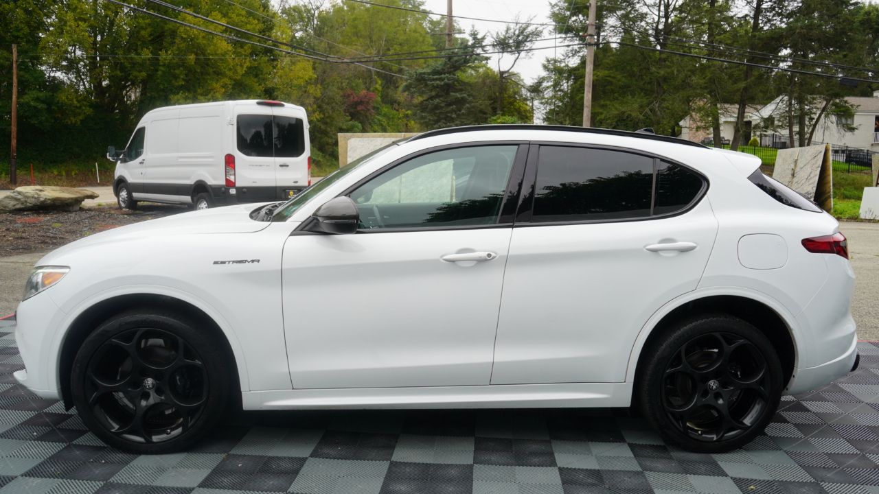 Alfa Romeo Stelvio Estrema AWD 2023