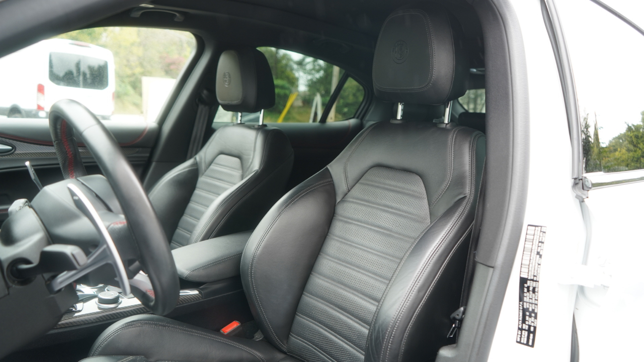 Alfa Romeo Stelvio Estrema AWD 2023