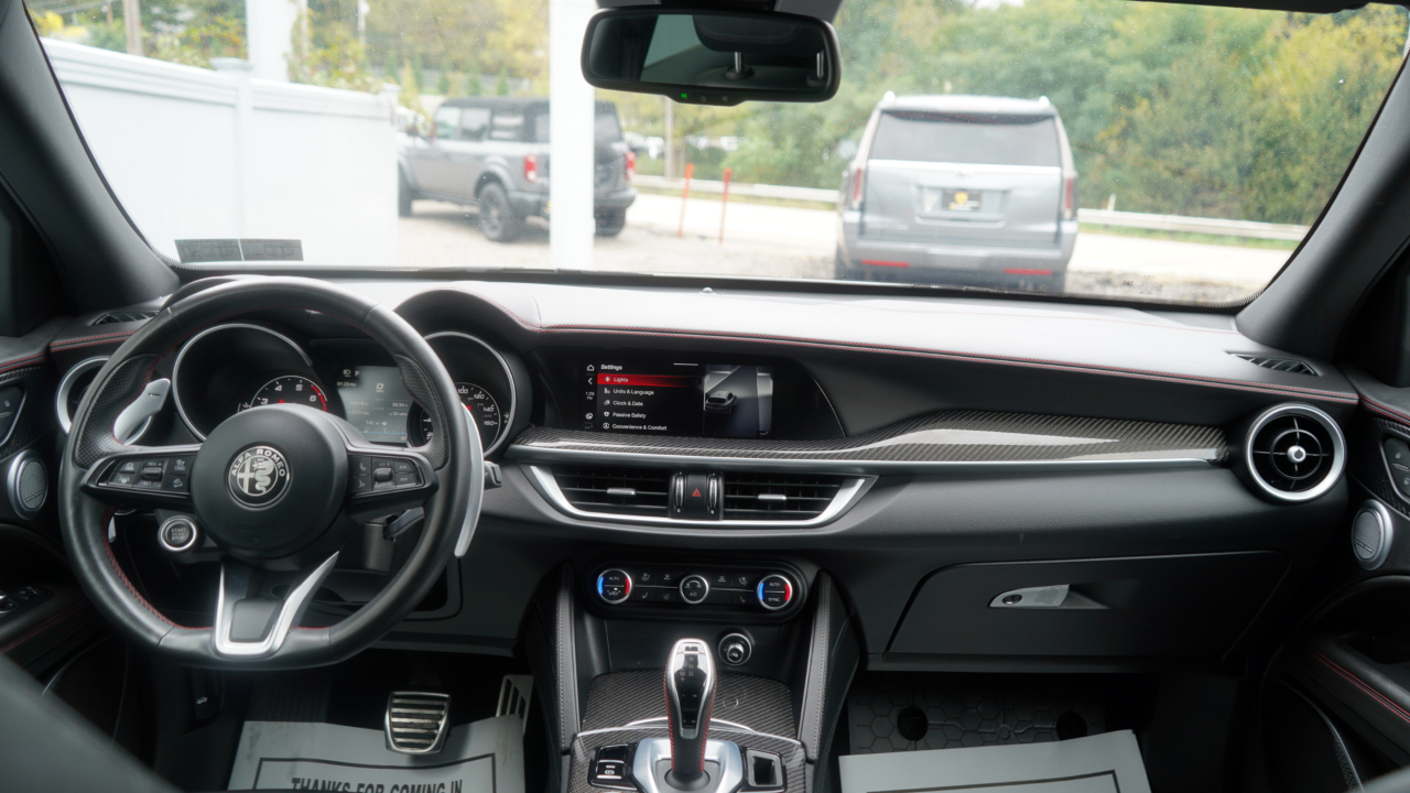 Alfa Romeo Stelvio Estrema AWD 2023