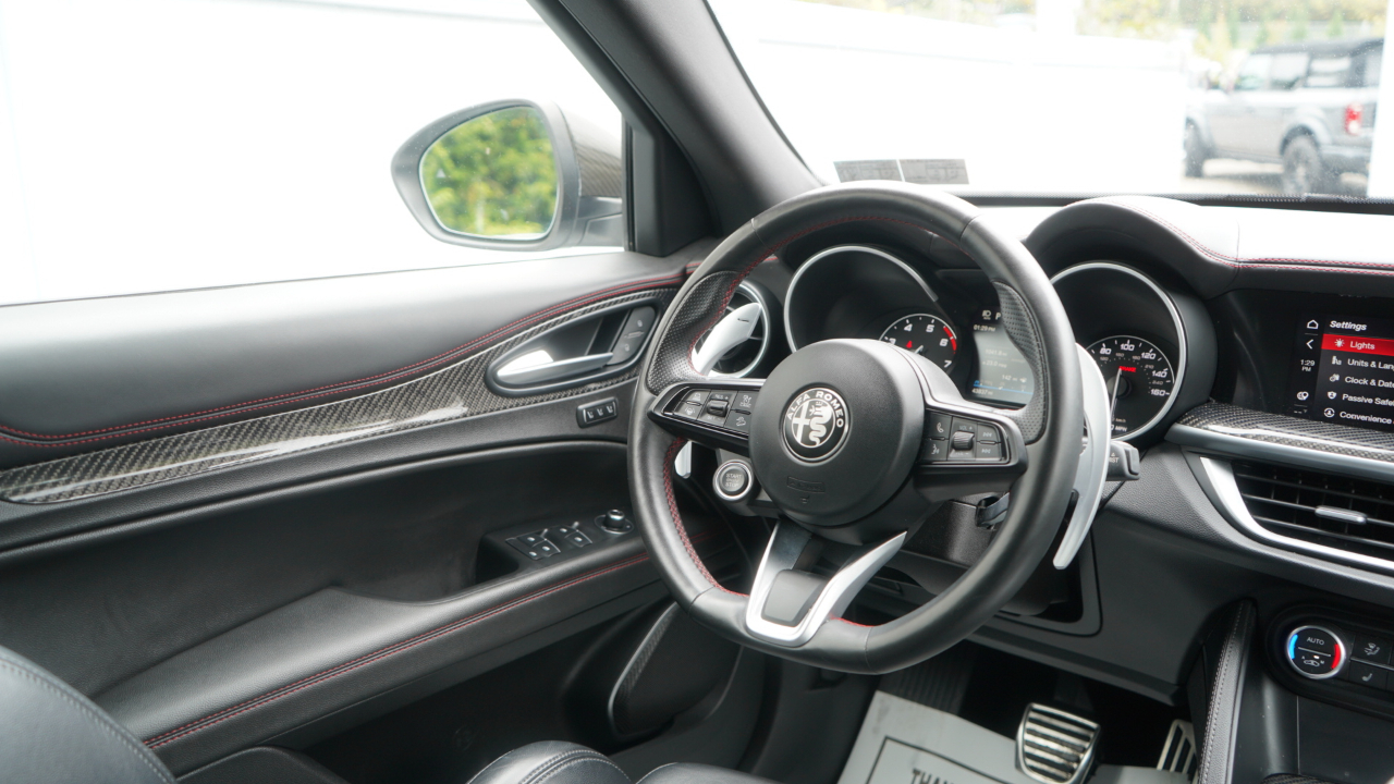 Alfa Romeo Stelvio Estrema AWD 2023
