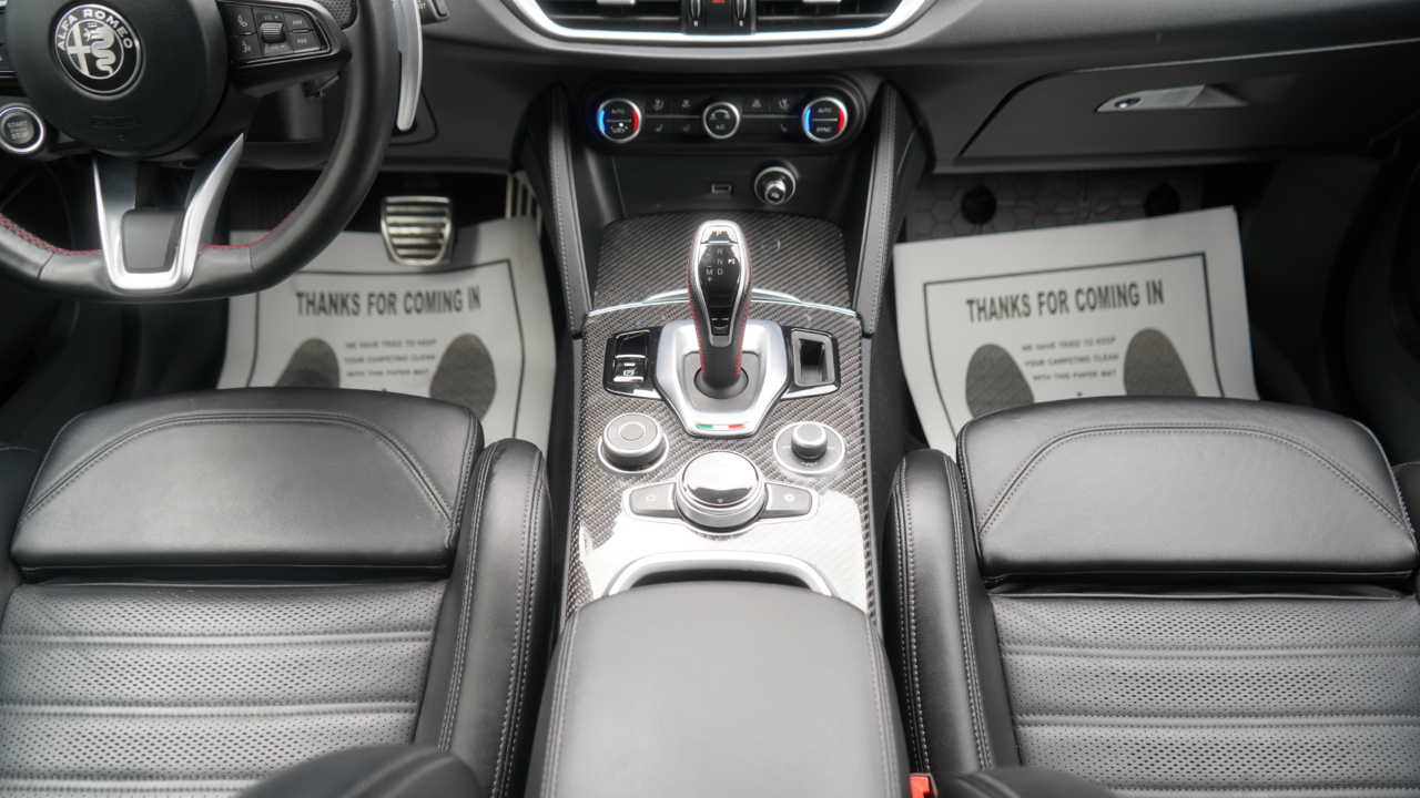 Alfa Romeo Stelvio Estrema AWD 2023