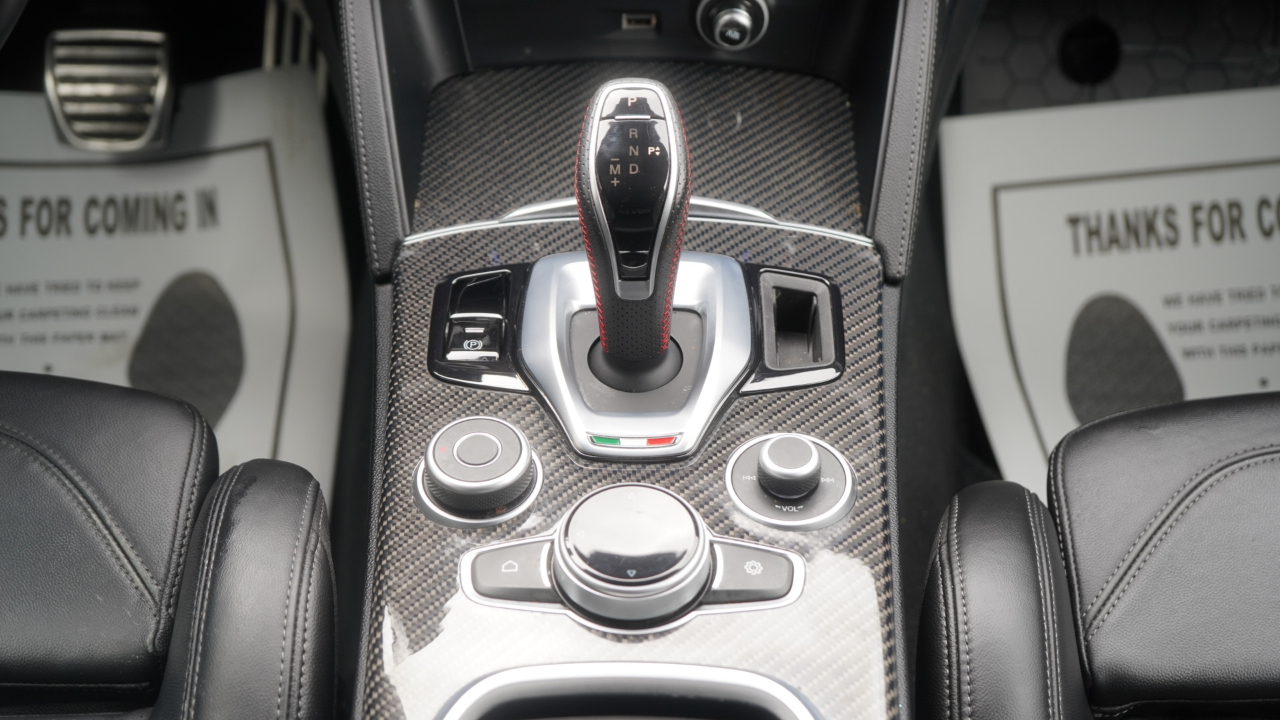 Alfa Romeo Stelvio Estrema AWD 2023