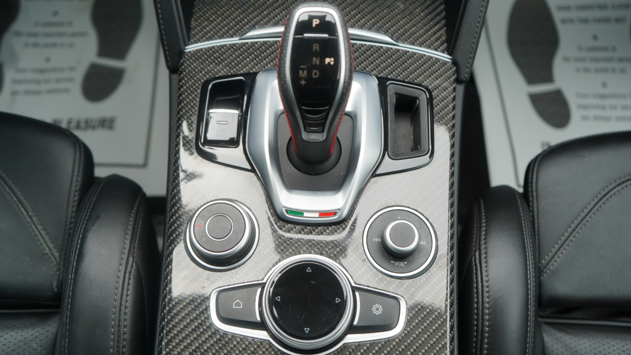 Alfa Romeo Stelvio Estrema AWD 2023