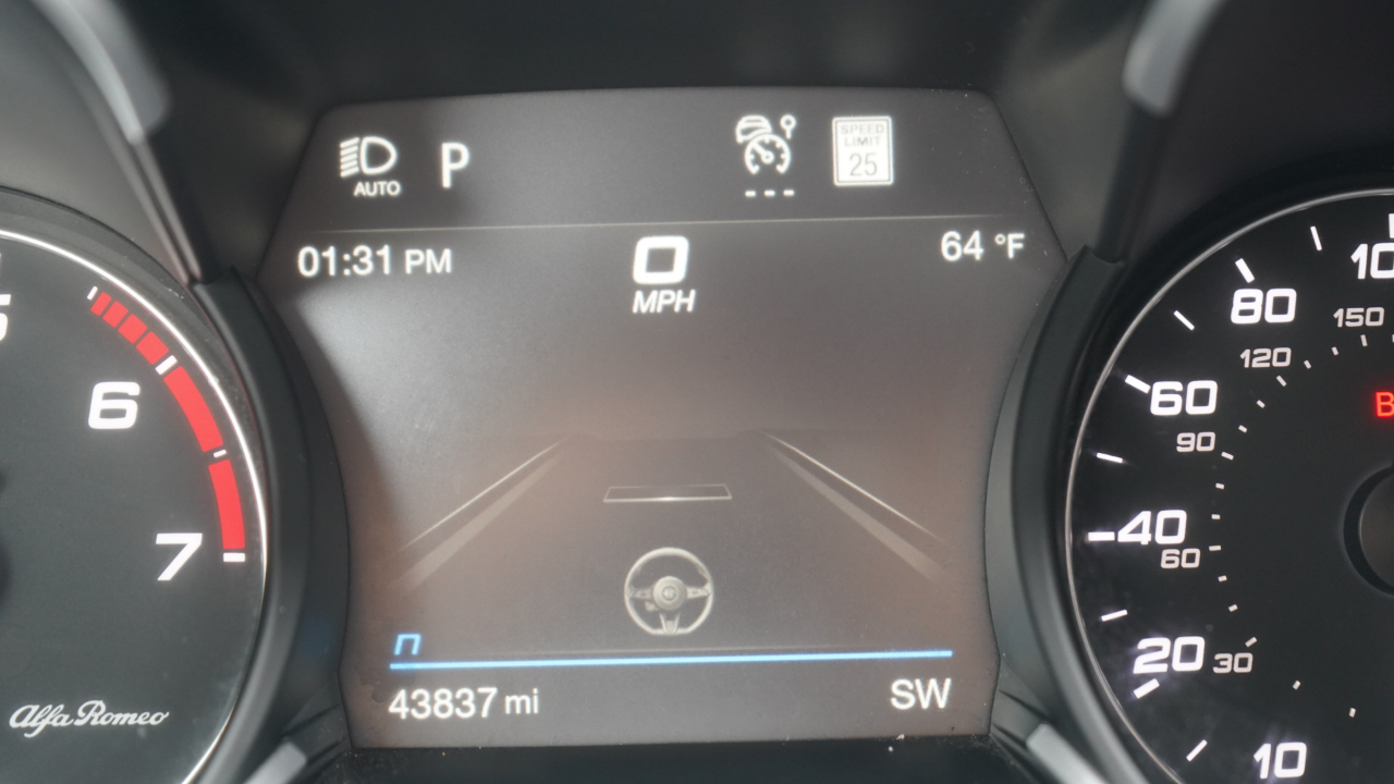 Alfa Romeo Stelvio Estrema AWD 2023