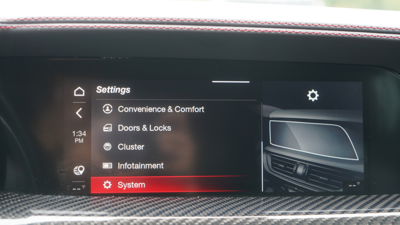 Alfa Romeo Stelvio Estrema AWD 2023