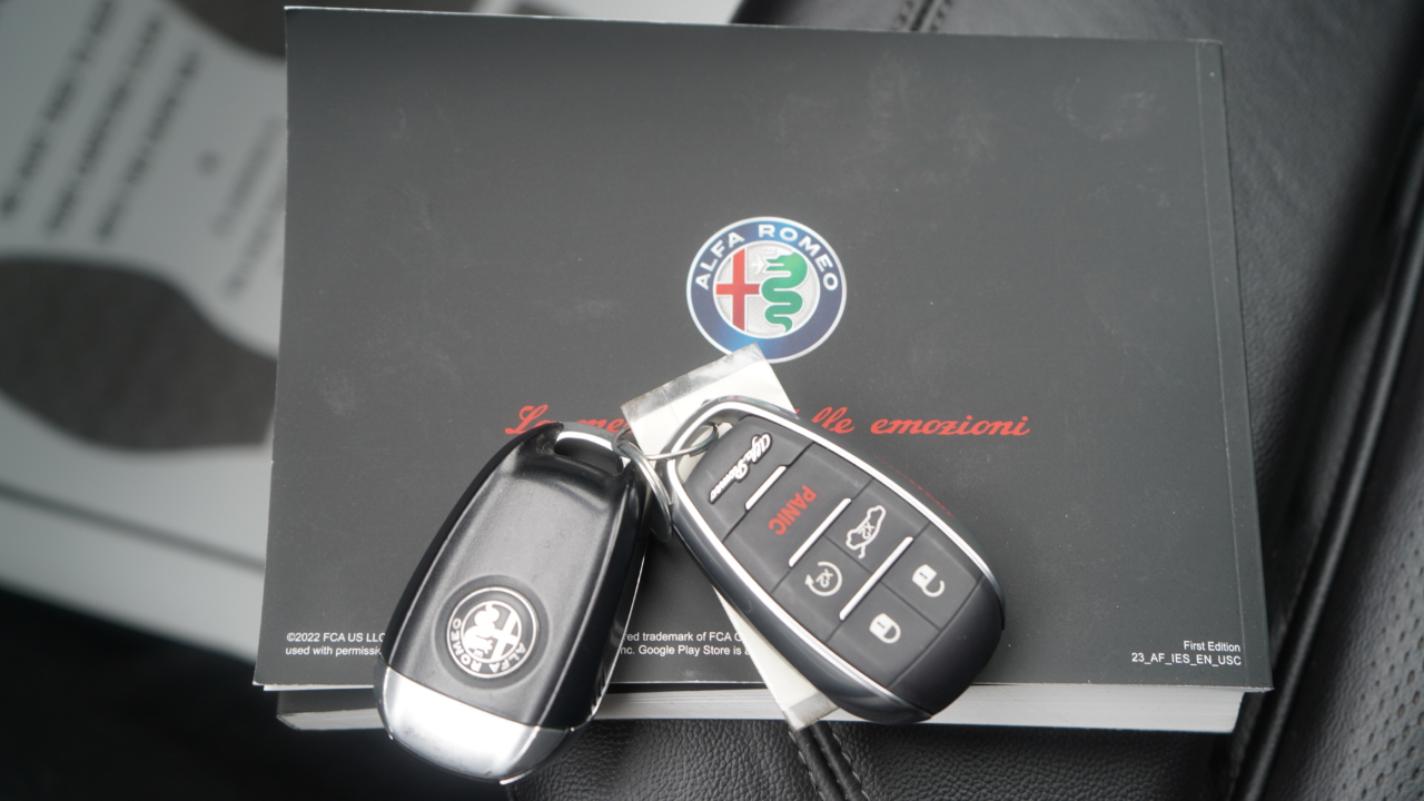 Alfa Romeo Stelvio Estrema AWD 2023