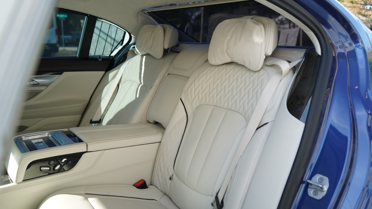 BMW 7 Series ALPINA B7 xDrive Sedan 2018