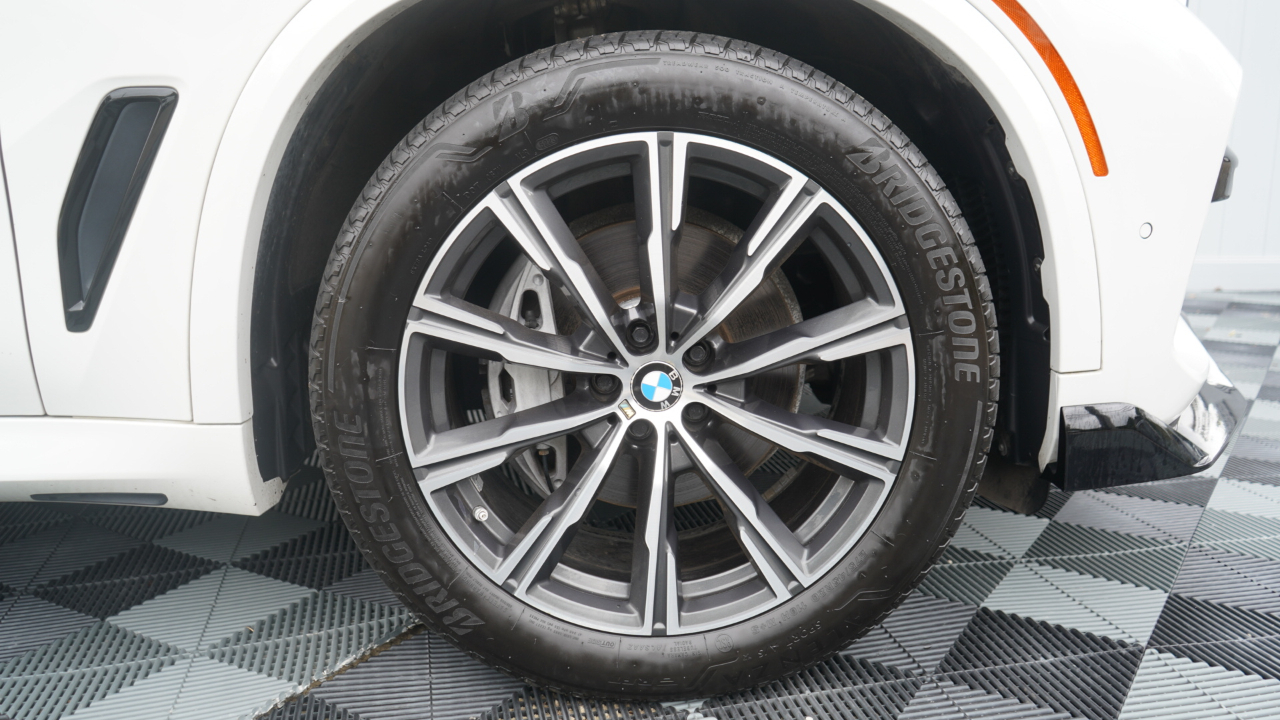 BMW X5 xDrive40i Sports Activity Vehicle 2019