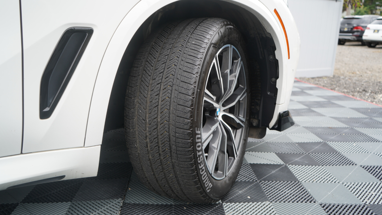 BMW X5 xDrive40i Sports Activity Vehicle 2019