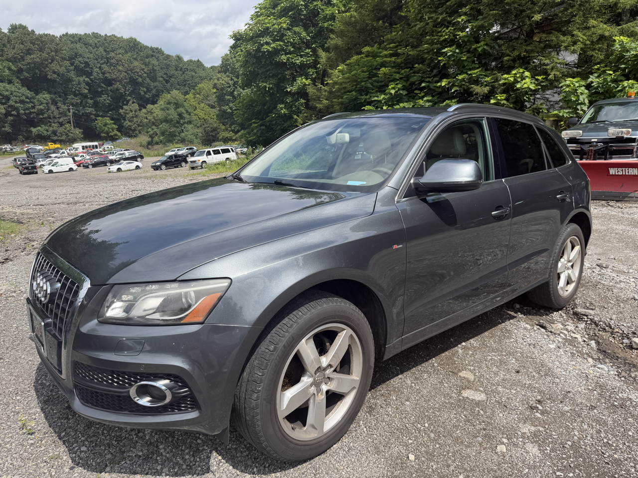Audi Q5 quattro 4dr 3.2L Premium Plus 2012
