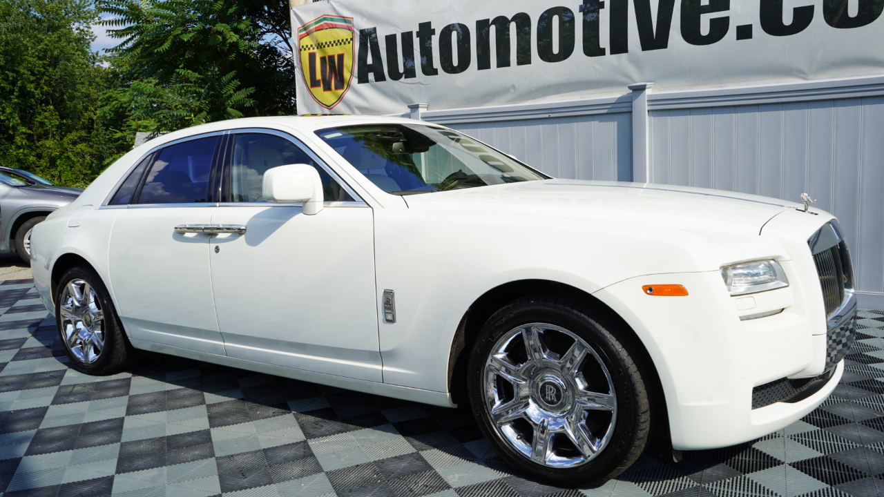 Rolls-Royce Ghost 4dr Sdn 2011