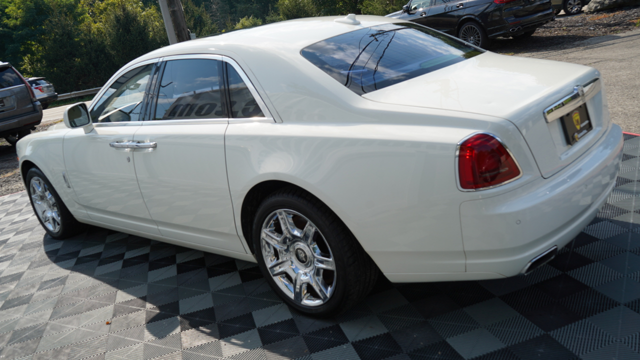 Rolls-Royce Ghost 4dr Sdn 2011