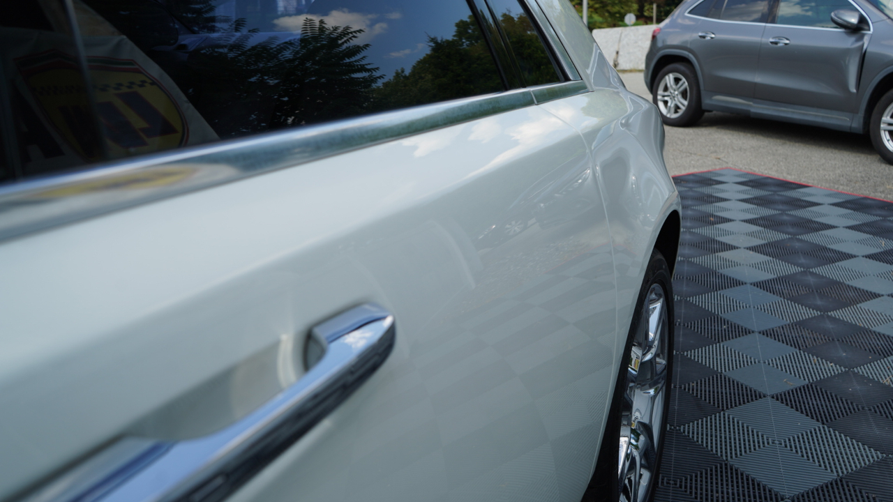 Rolls-Royce Ghost 4dr Sdn 2011