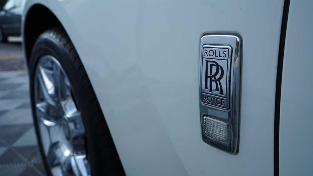 Rolls-Royce Ghost 4dr Sdn 2011