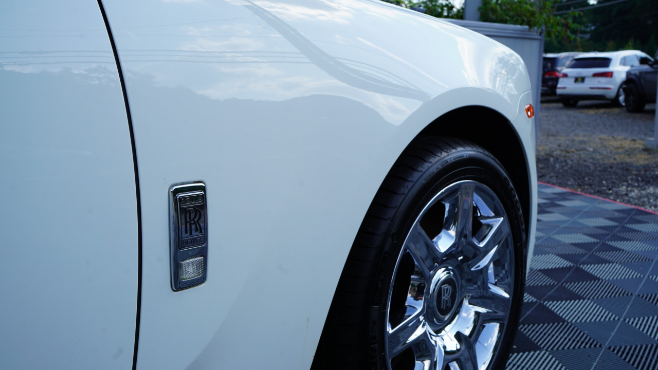 Rolls-Royce Ghost 4dr Sdn 2011