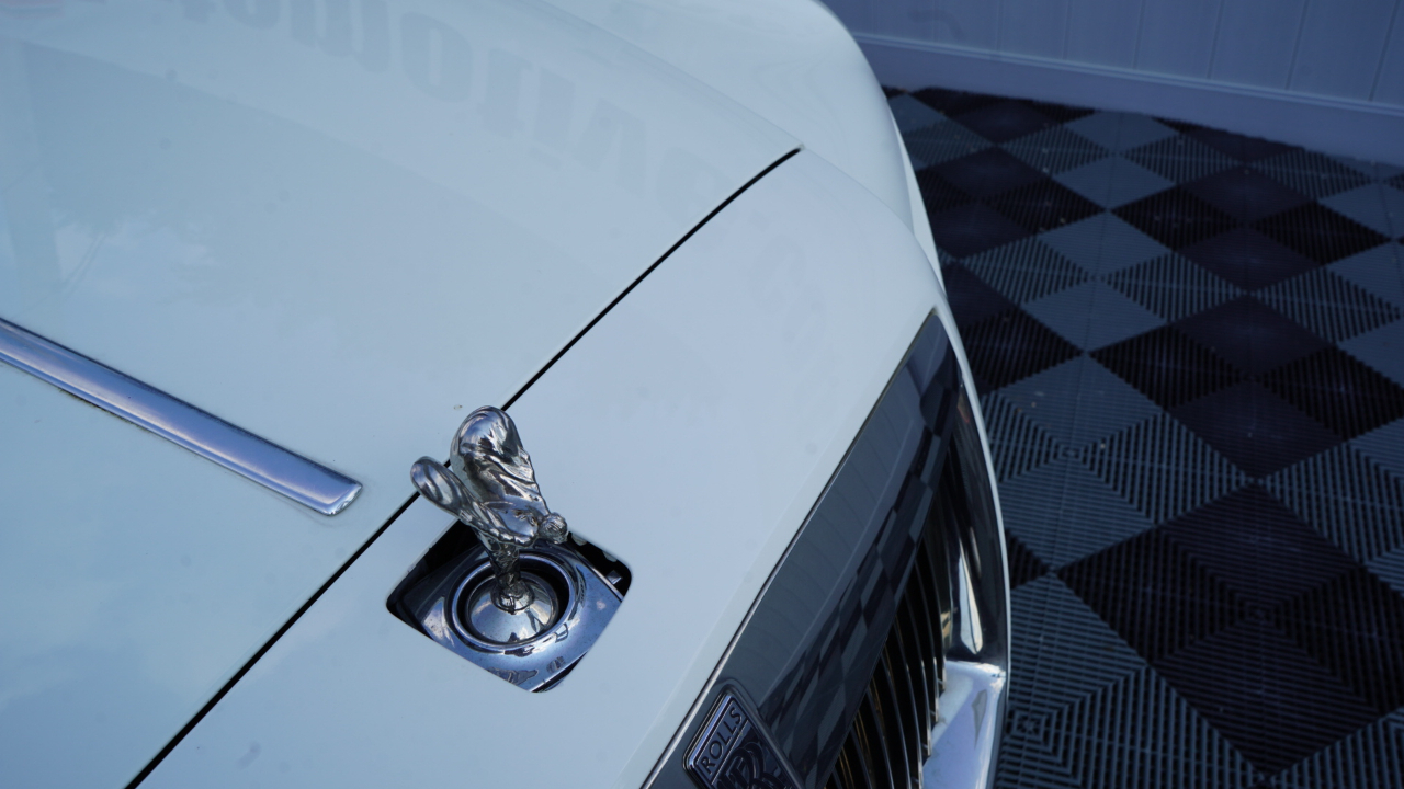 Rolls-Royce Ghost 4dr Sdn 2011