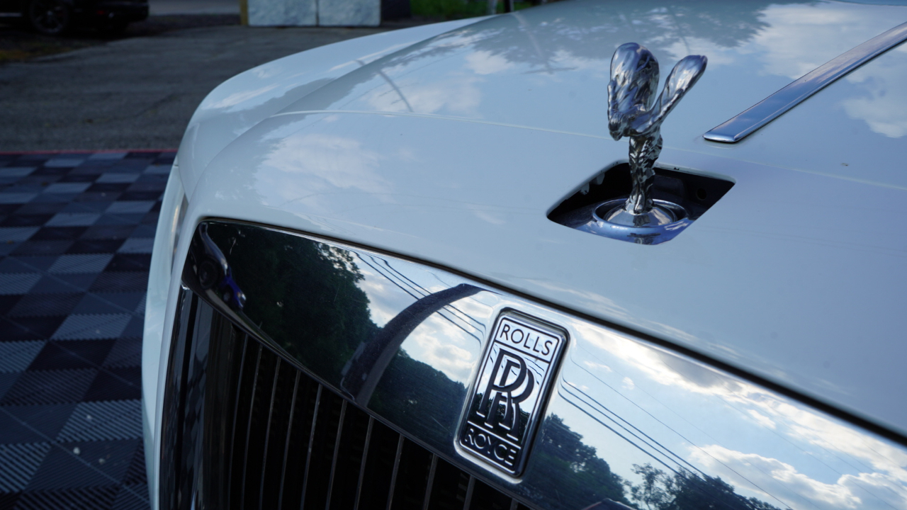 Rolls-Royce Ghost 4dr Sdn 2011