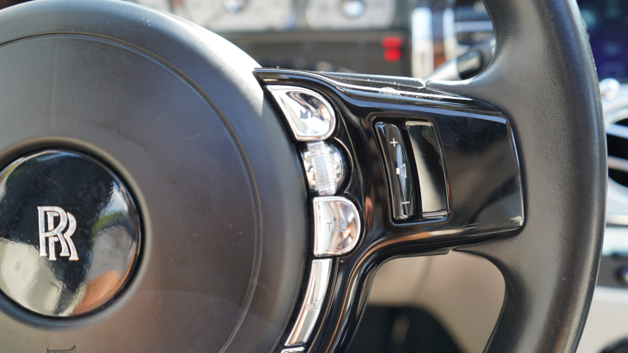 Rolls-Royce Ghost 4dr Sdn 2011