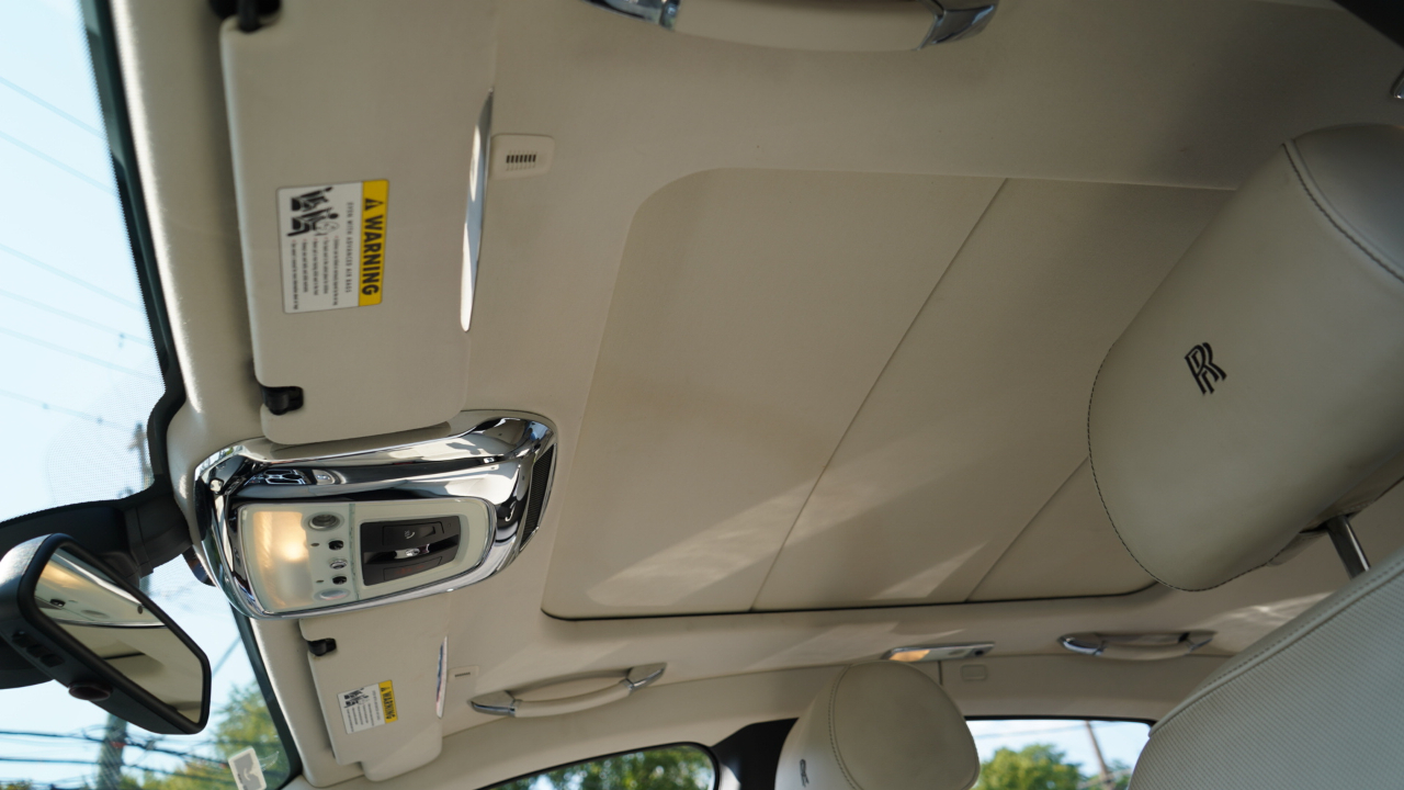 Rolls-Royce Ghost 4dr Sdn 2011