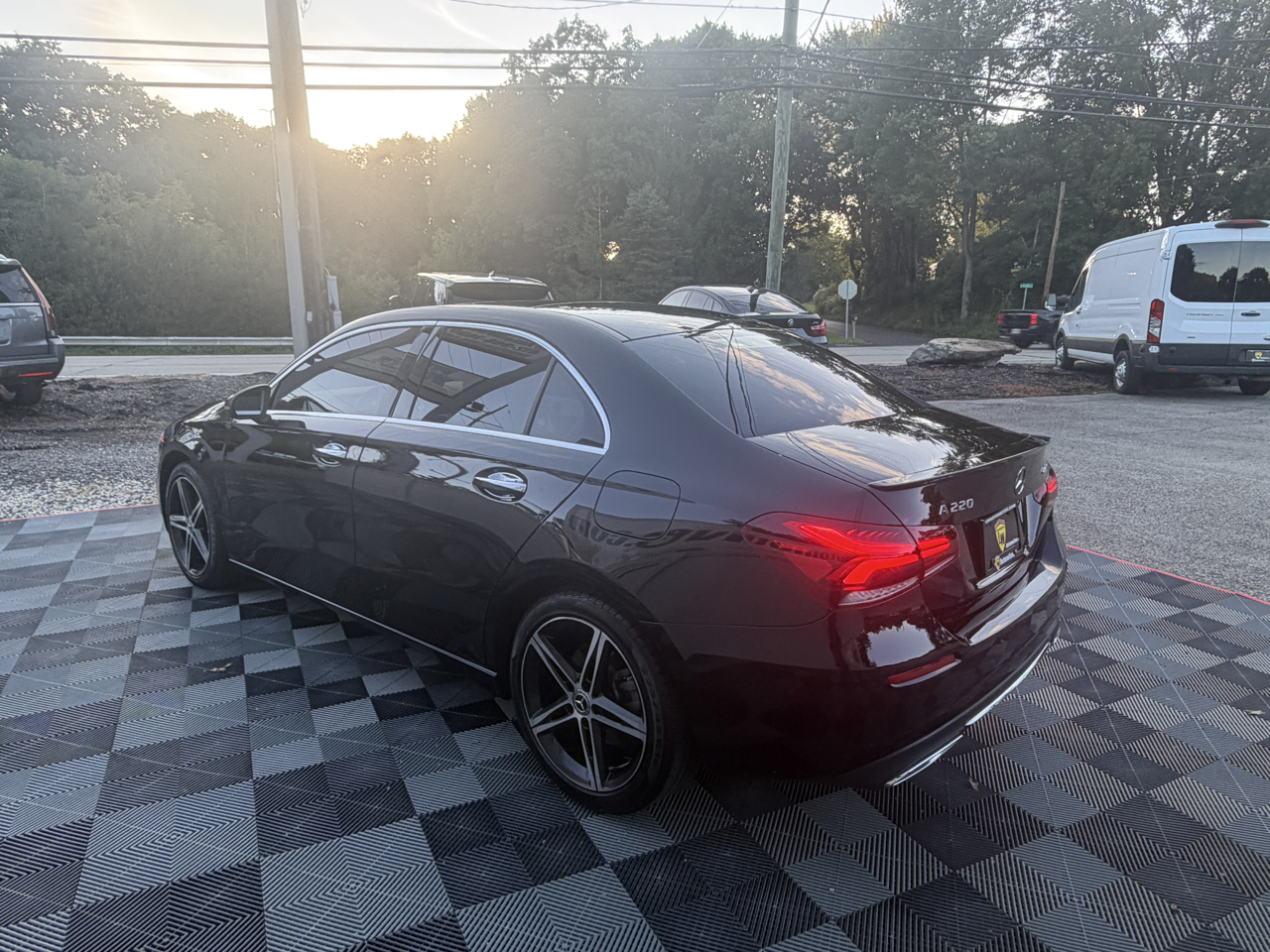 Mercedes-Benz A-Class A 220 4MATIC Sedan 2022