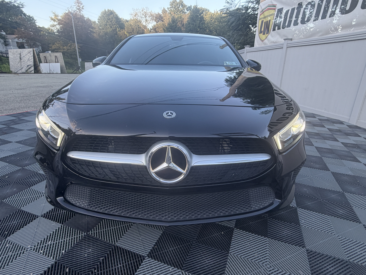 Mercedes-Benz A-Class A 220 4MATIC Sedan 2022