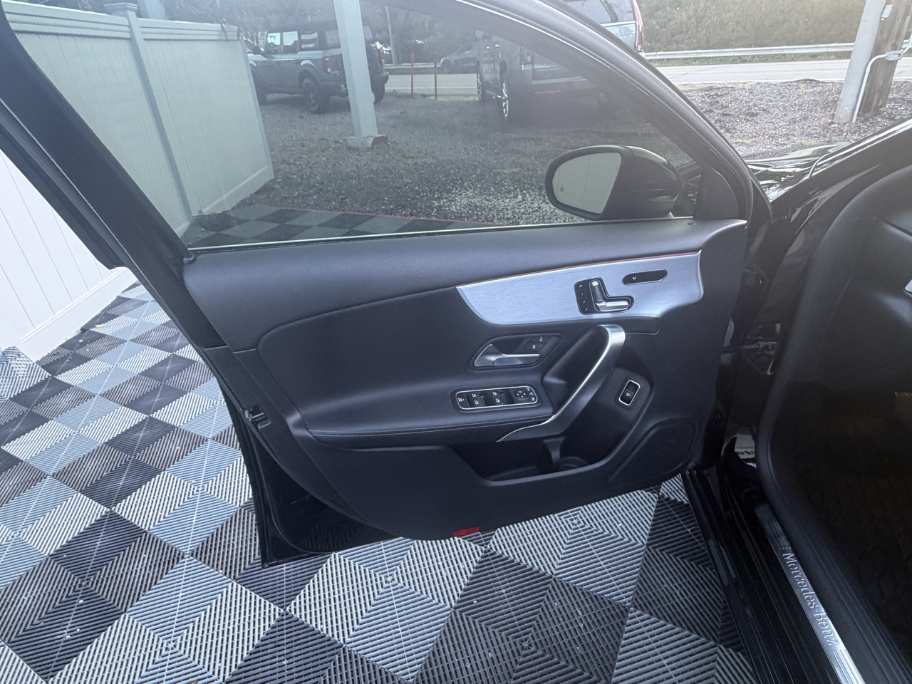 Mercedes-Benz A-Class A 220 4MATIC Sedan 2022