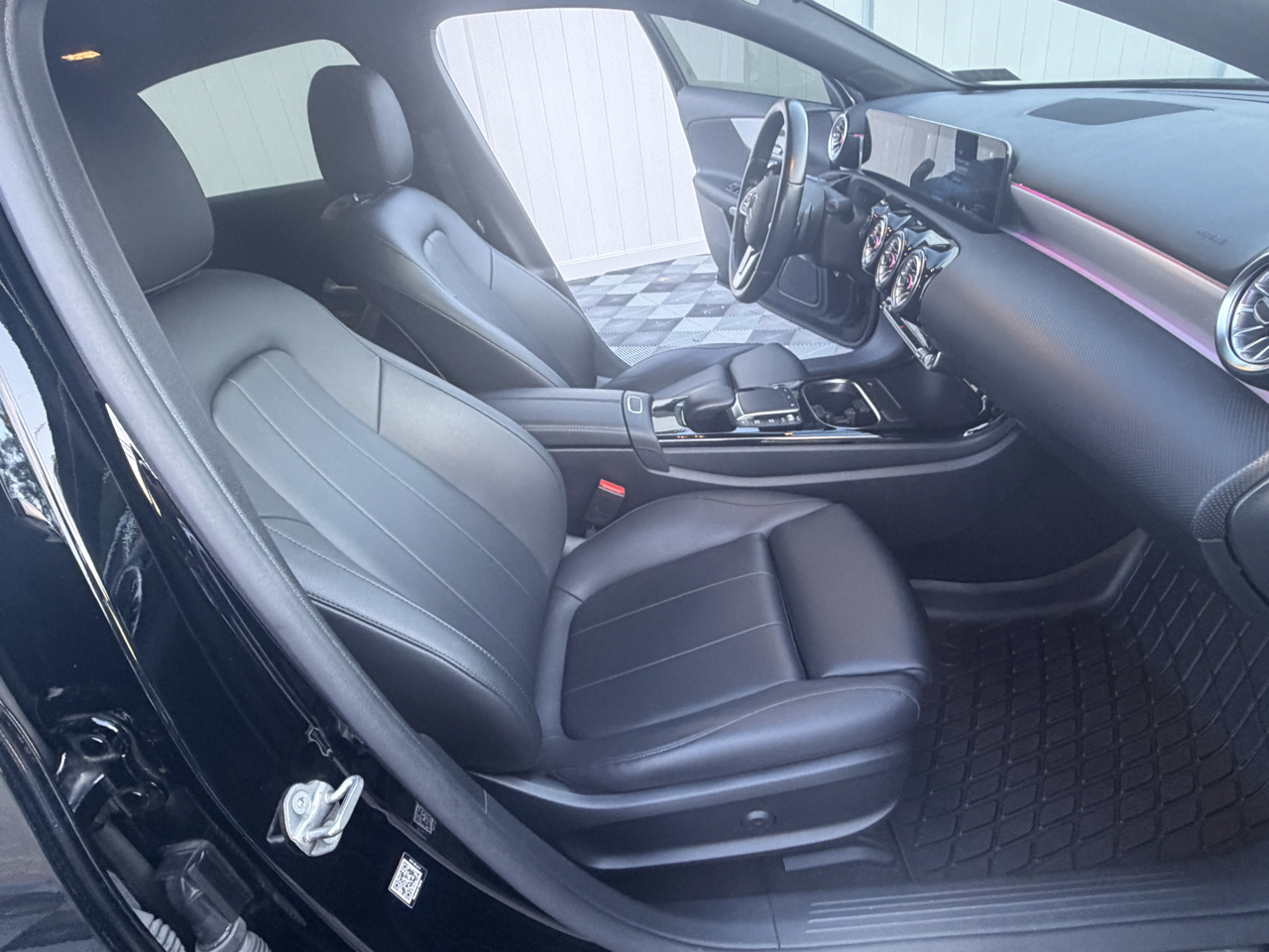Mercedes-Benz A-Class A 220 4MATIC Sedan 2022