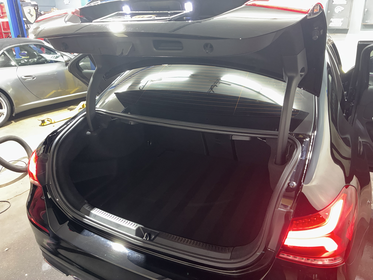 Mercedes-Benz A-Class A 220 4MATIC Sedan 2022
