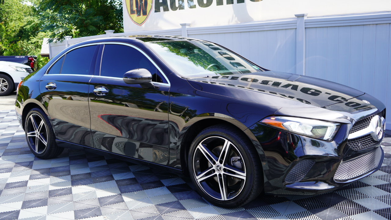 Mercedes-Benz A-Class A 220 4MATIC Sedan 2022