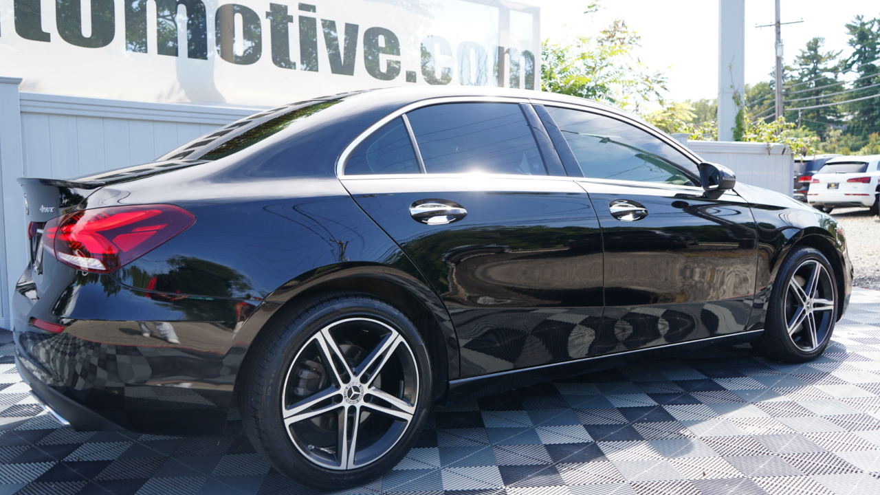 Mercedes-Benz A-Class A 220 4MATIC Sedan 2022