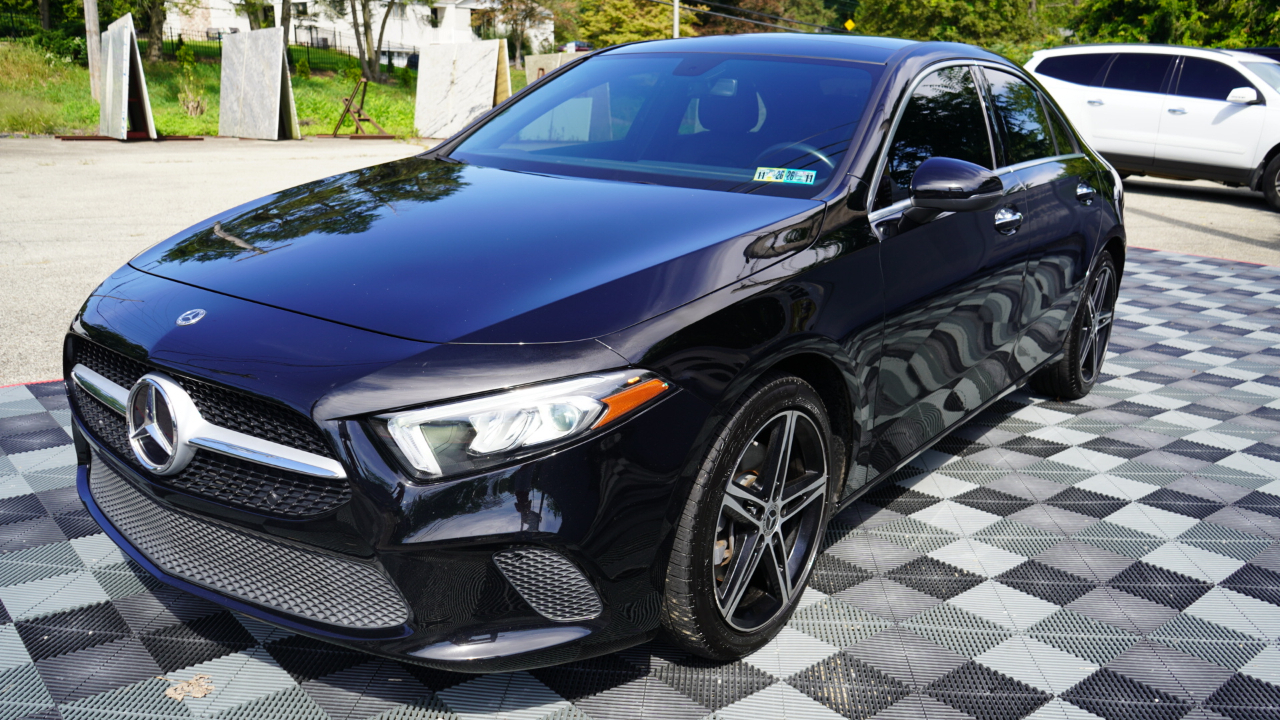 Mercedes-Benz A-Class A 220 4MATIC Sedan 2022