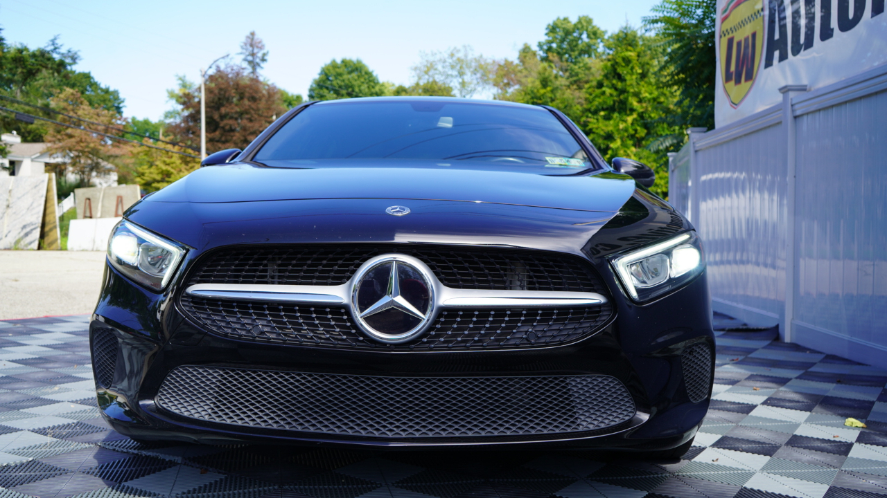 Mercedes-Benz A-Class A 220 4MATIC Sedan 2022