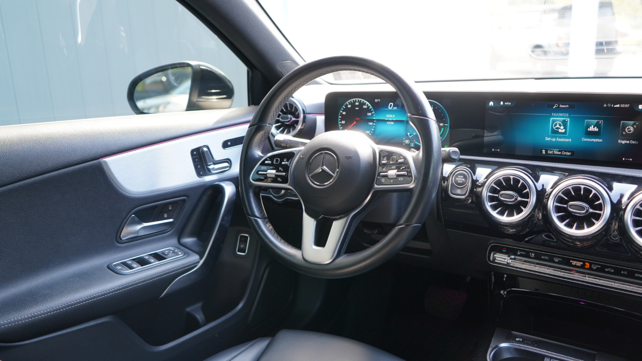 Mercedes-Benz A-Class A 220 4MATIC Sedan 2022