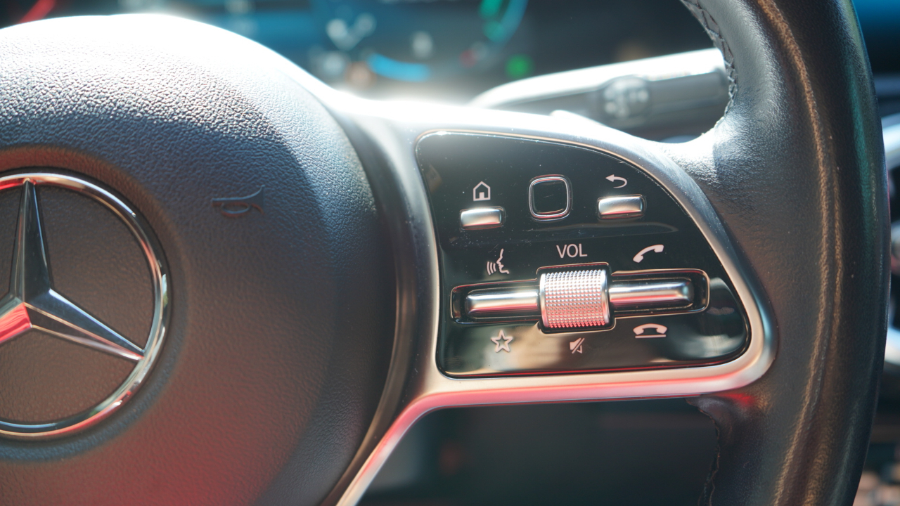 Mercedes-Benz A-Class A 220 4MATIC Sedan 2022