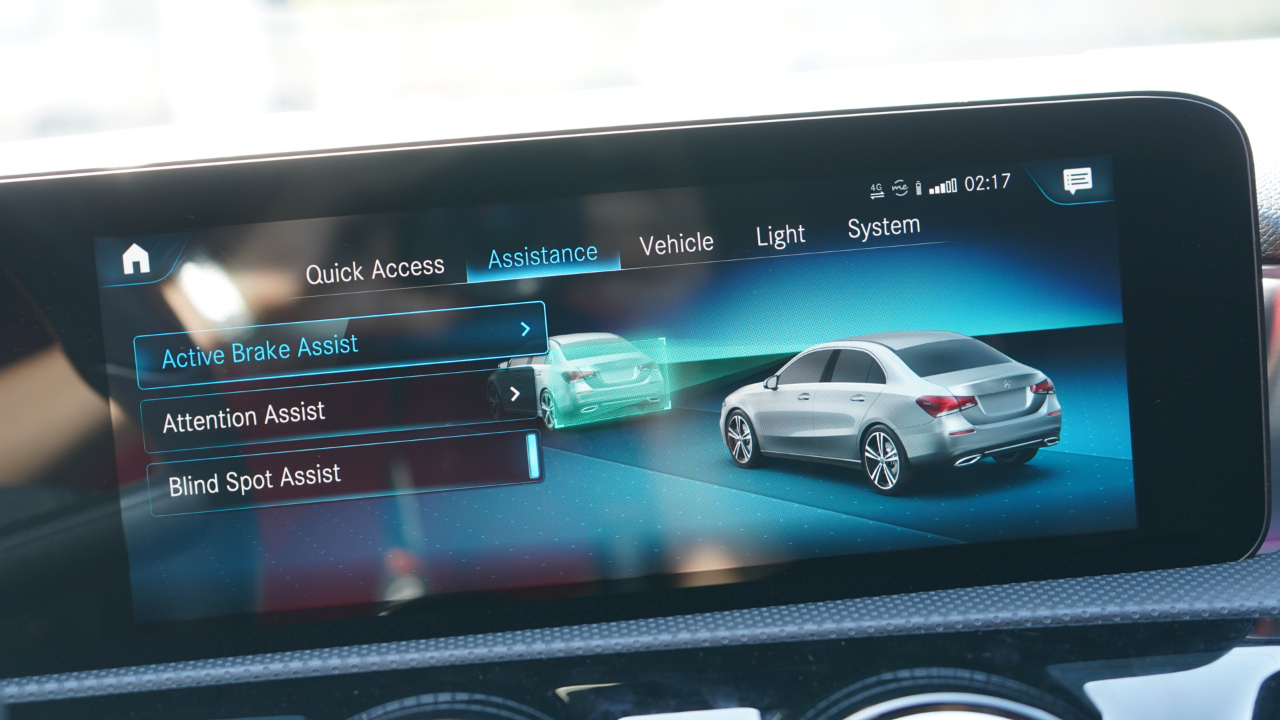 Mercedes-Benz A-Class A 220 4MATIC Sedan 2022