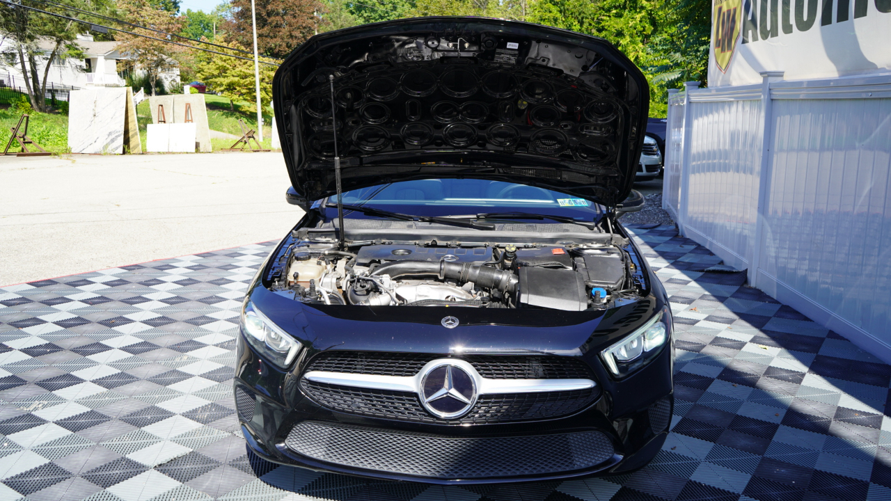 Mercedes-Benz A-Class A 220 4MATIC Sedan 2022