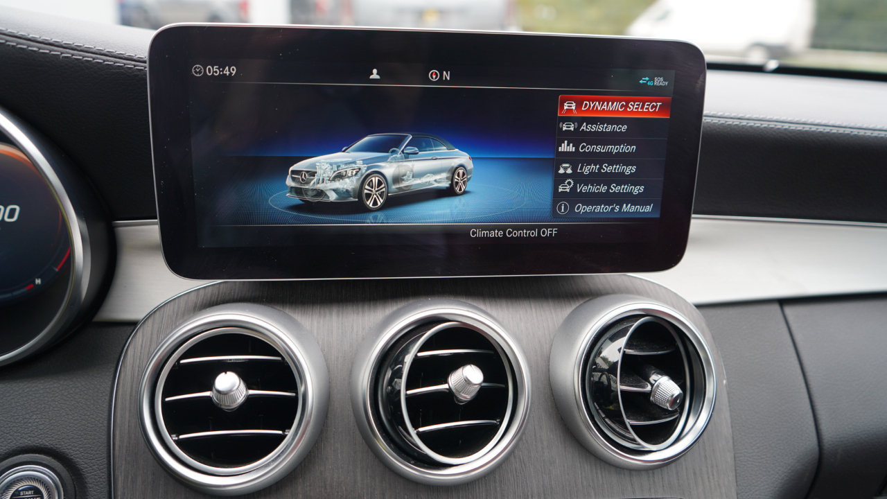 Mercedes-Benz C-Class C 300 4MATIC Cabriolet 2023