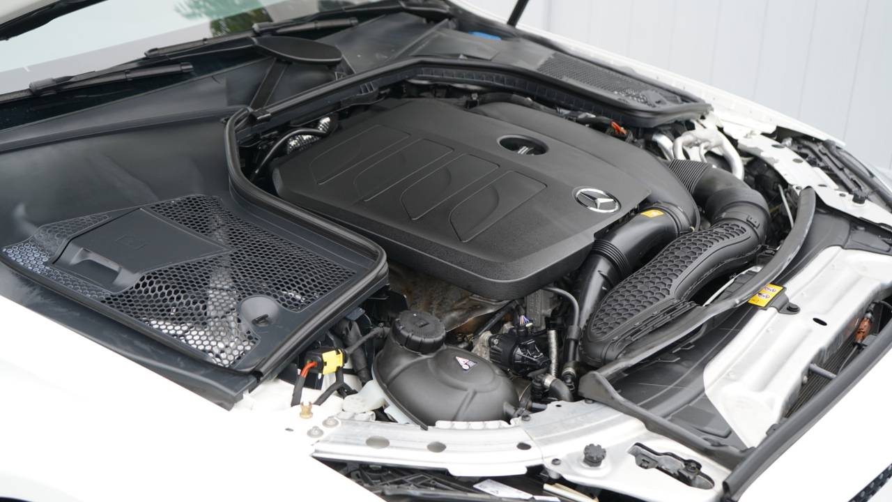 Mercedes-Benz C-Class C 300 4MATIC Cabriolet 2023