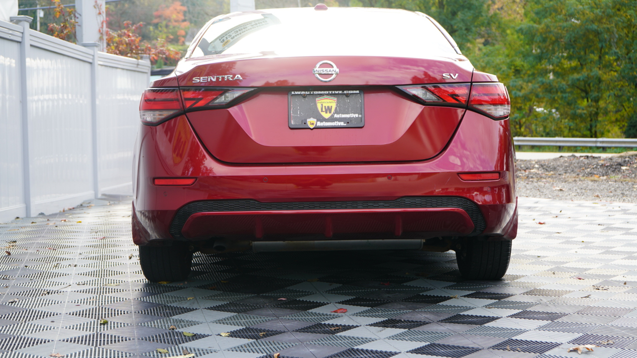 Nissan Sentra SV CVT 2020
