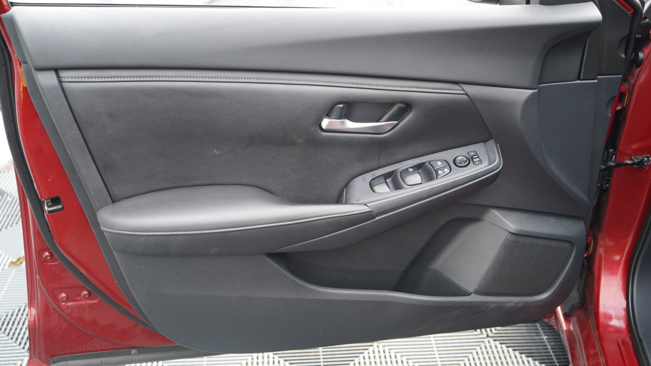 Nissan Sentra SV CVT 2020