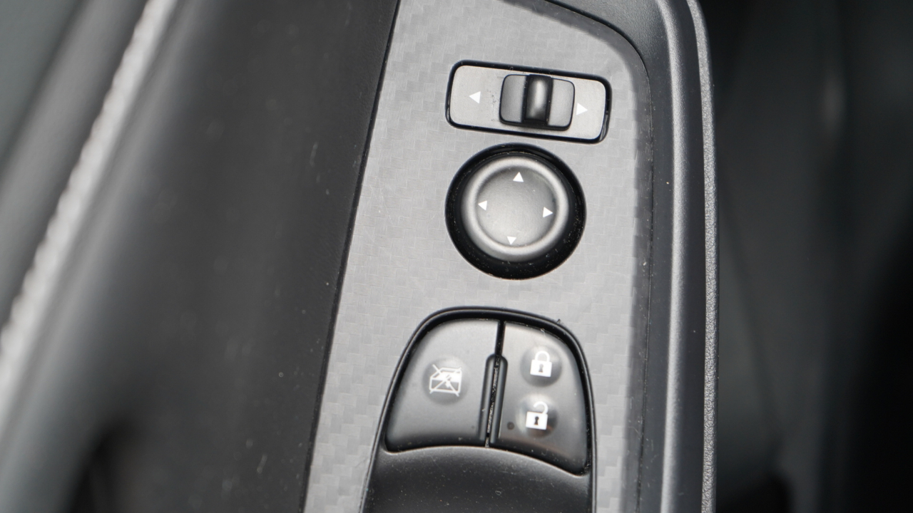 Nissan Sentra SV CVT 2020
