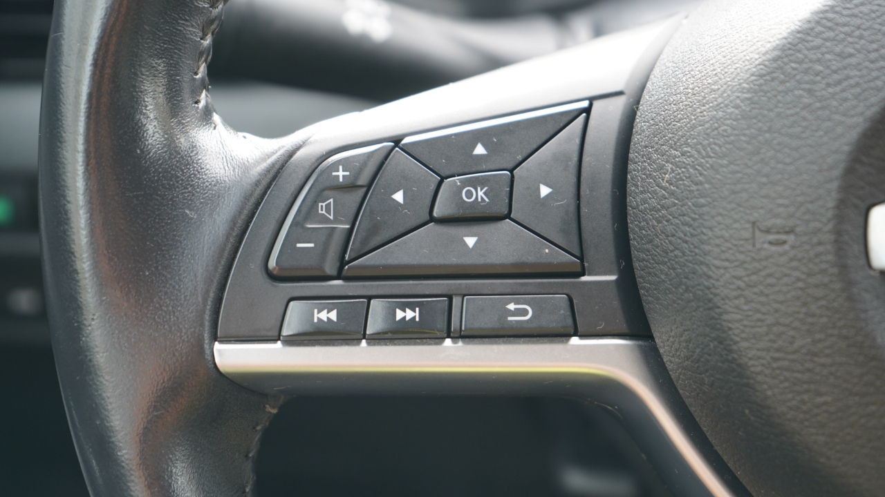 Nissan Sentra SV CVT 2020