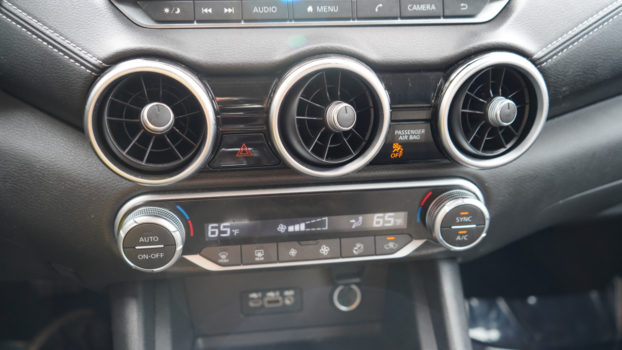 Nissan Sentra SV CVT 2020