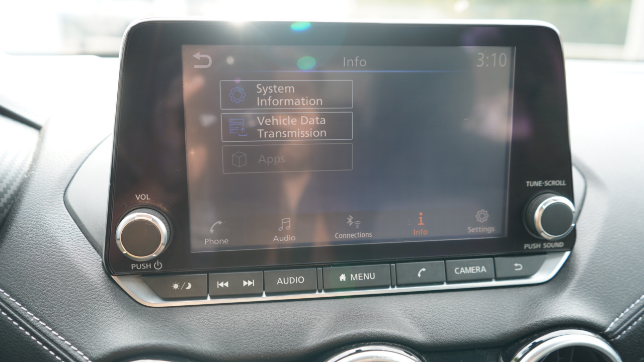 Nissan Sentra SV CVT 2020