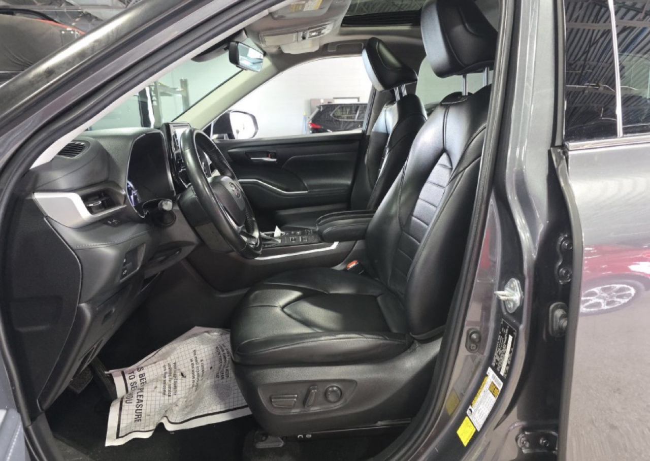 Toyota Highlander XLE AWD (Natl) 2022