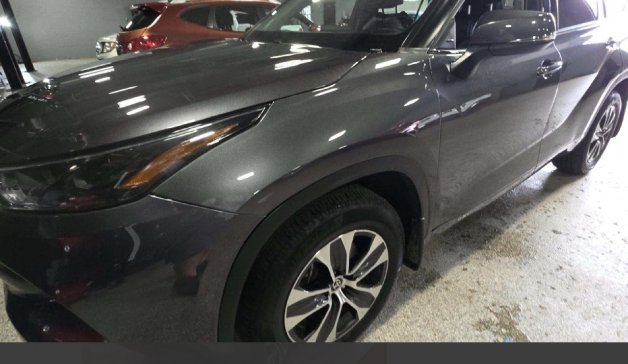 Toyota Highlander XLE AWD (Natl) 2022
