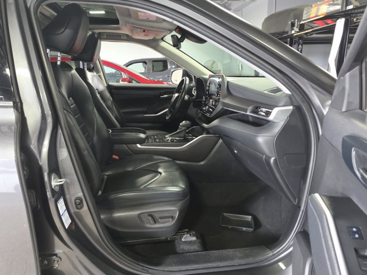 Toyota Highlander XLE AWD (Natl) 2022