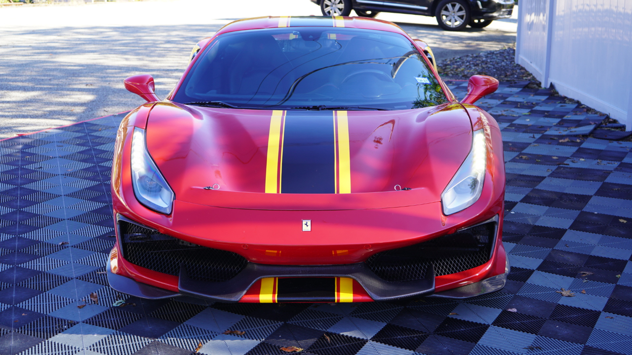 Ferrari 488 GTB 2dr Cpe 2016